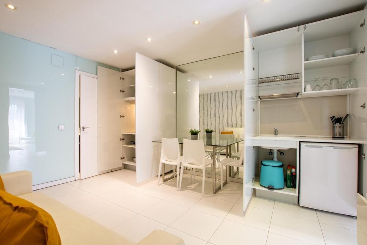 Apartmán Ap Edificio Gran Via -Quinto Piso Sin Ascensor- Madrid Exteriér fotografie